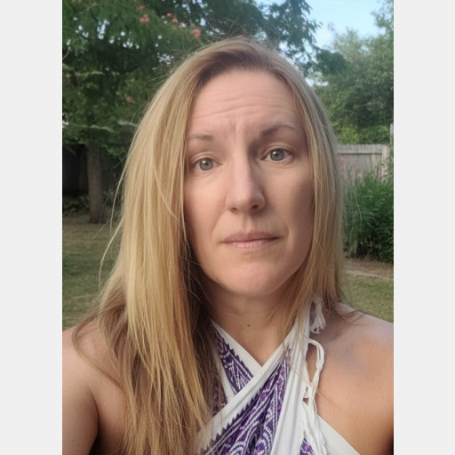 Tina Karnay